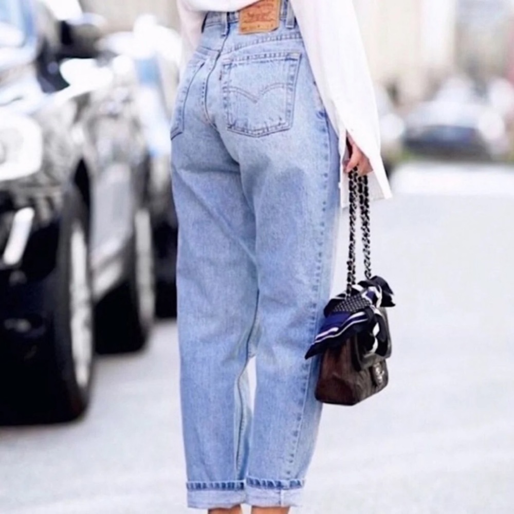 ISO Medium Blue Wash Levi’s 551